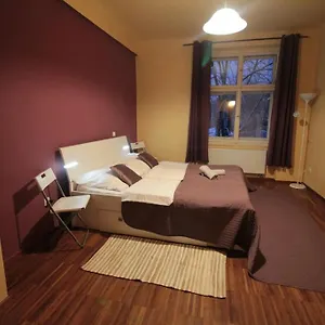 2 Bedrooms Close Vysehrad - Congress Centrum Apartment